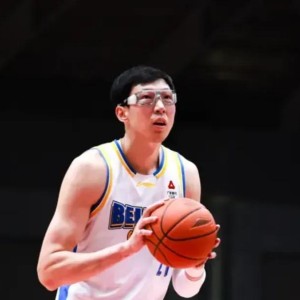 APP下载-北京66-81惨败浙江 球员评价：3人及格，6人低迷