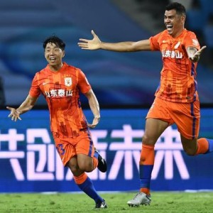 百家乐-【中超】贾德松制胜球郑铮染红 泰山1比0浙江开门红